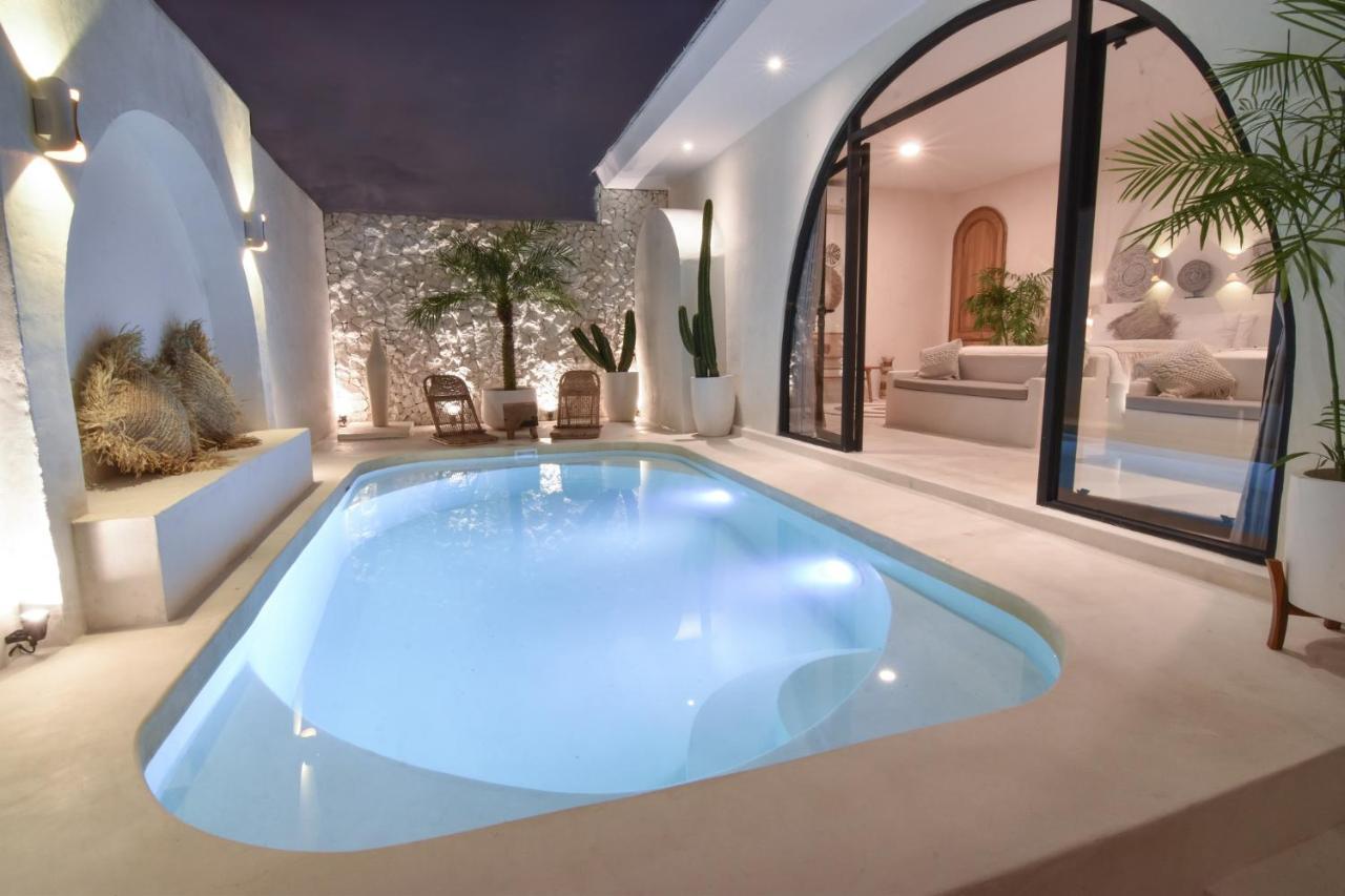 Bohemian Jogja Villas With Private Pool Kejayan Exteriör bild