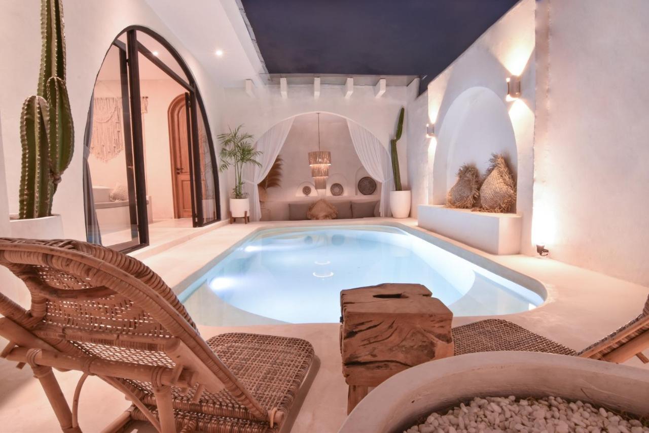 Bohemian Jogja Villas With Private Pool Kejayan Exteriör bild
